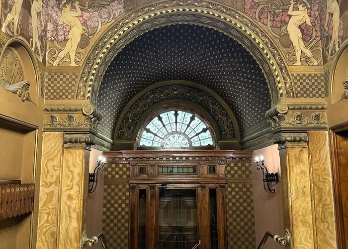 Apartment Into The Arc, Palace Of The Ambassadors, Coppede